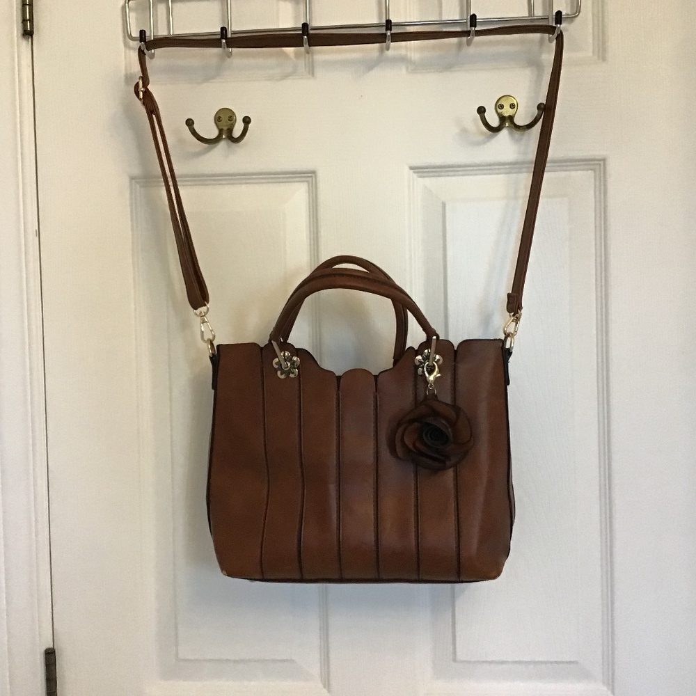 Brown mid sized purse